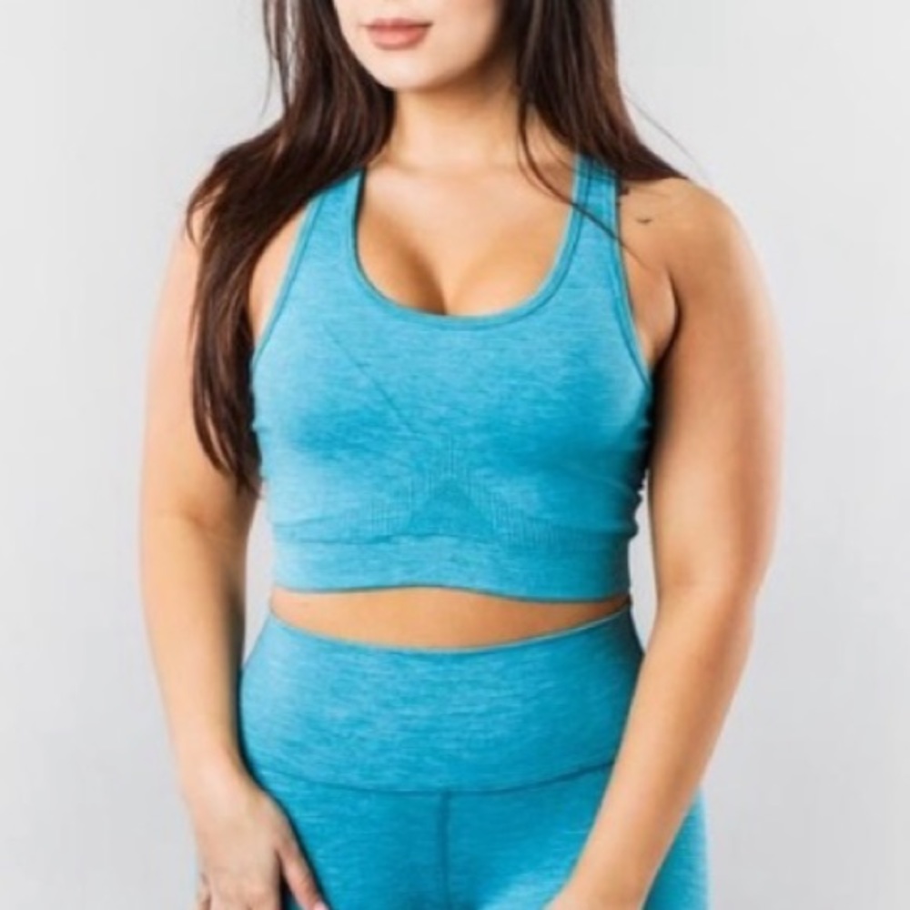 Alphalete Vivid Blue Aero Bra